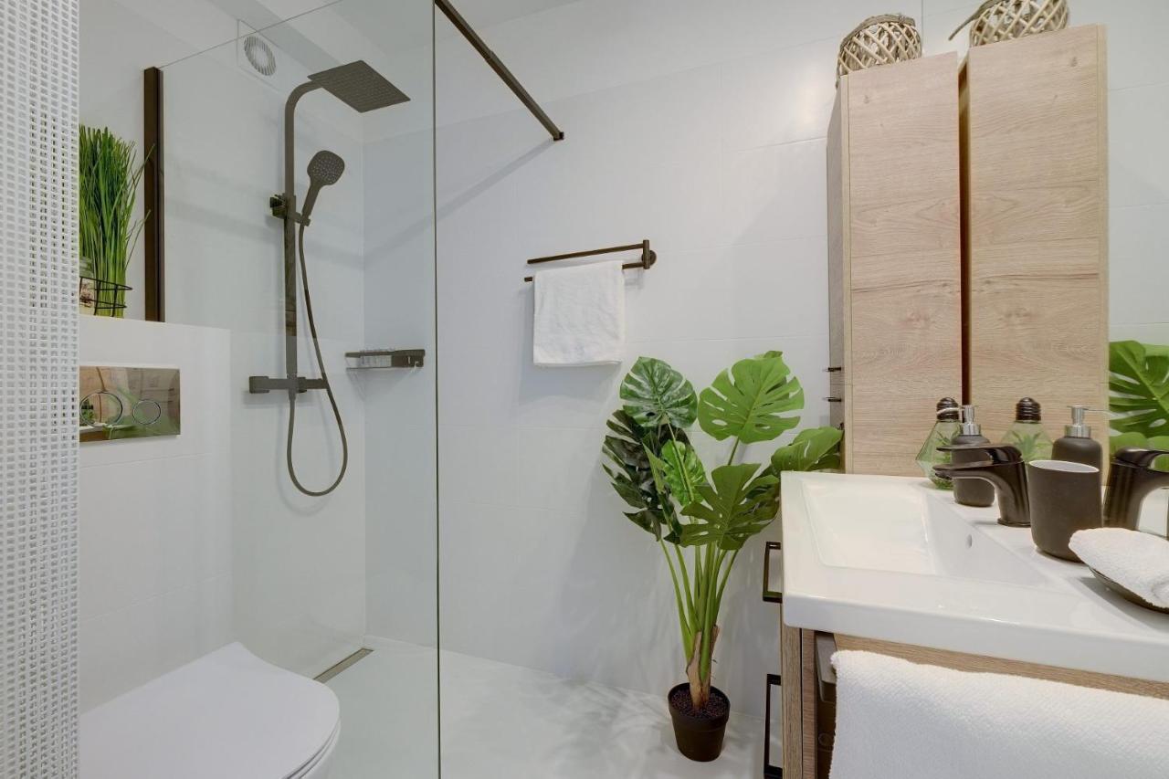 Luxurious 3Br Apt Center Варшава Екстериор снимка